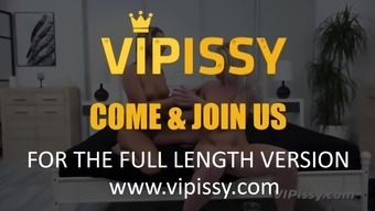 Vipissy - Lesbians Kate Hill And Licky Lex Taste Each Other