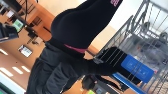 Big Booty Milf At Walmart With A Huge Ass 2