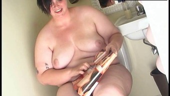 Fat  Plumper Milla In The Bathroom