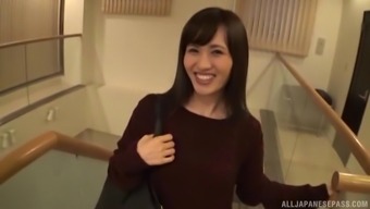 Gorgeous Japanese Woman Opens Her Legs For A Hot Fuck