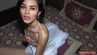 Thai Shemale Slut Amy Gets Seriously Fucked Bareback.