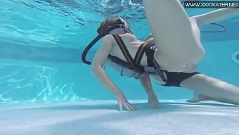 Ardent And Kinky Hungarian Scuba Diver Minnie Manga Is Fucked Underwater