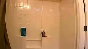 Teen Girl Shower And Masturbate In Bath