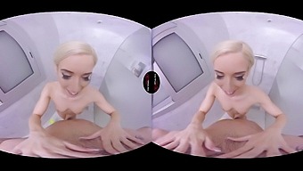 Katrin Wolf In Girlfriend Massage - Virtualrealporn