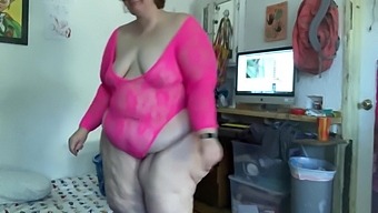 Just A Slutty Ssbbw Craving Your Attention To Watch Me And Look At My Curvy Body