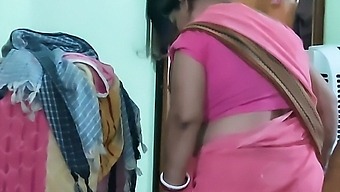 Desi Sunny Leone ( Salu Bhabhi Fuck)