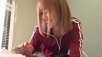Blowjob From Japanese Girlfriend In A Friendly Setting