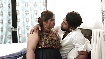 Indian Boss And His Manager Have Sex In Video