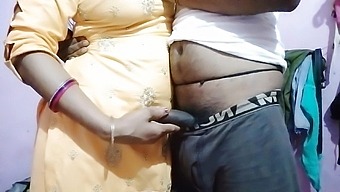 Indian Bhabhi With Big Breasts Gets Fucked In Hd Video