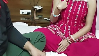 Creampie And Anal Sex With A Naughty Wife In Hindi Audio