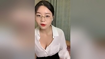 Blowjob And Big Tits: Chinese Teen'S Amateur Oral Session