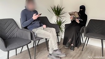 Cumshot In A Public Place: A Beautiful Muslim Girl Witnesses My High-Definition Exhibition