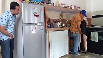 The Cuckold Is Stunned By The Stepdad'S Hard Fucking In The Kitchen While I Swallow His Milk