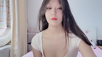 Lin'S Amateur Public Sex Video