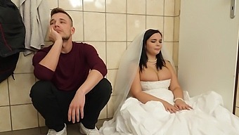 Curvy Bride With Big Boobs And Ass Gets A Titjob In Hd